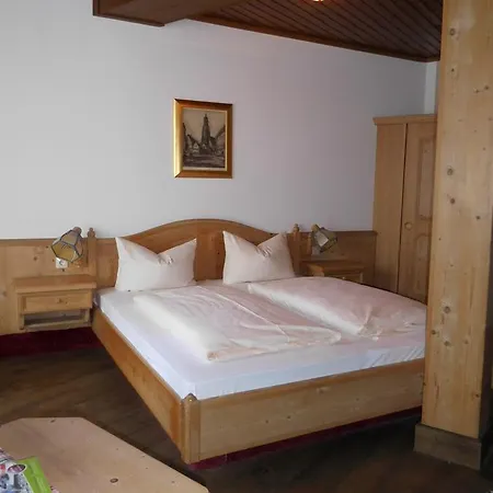 Kaiserhof Sonne 3* Nördlingen